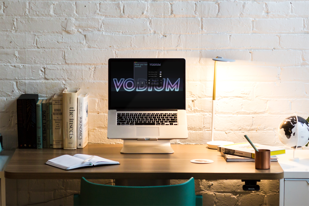 How to Use A Teleprompter App image